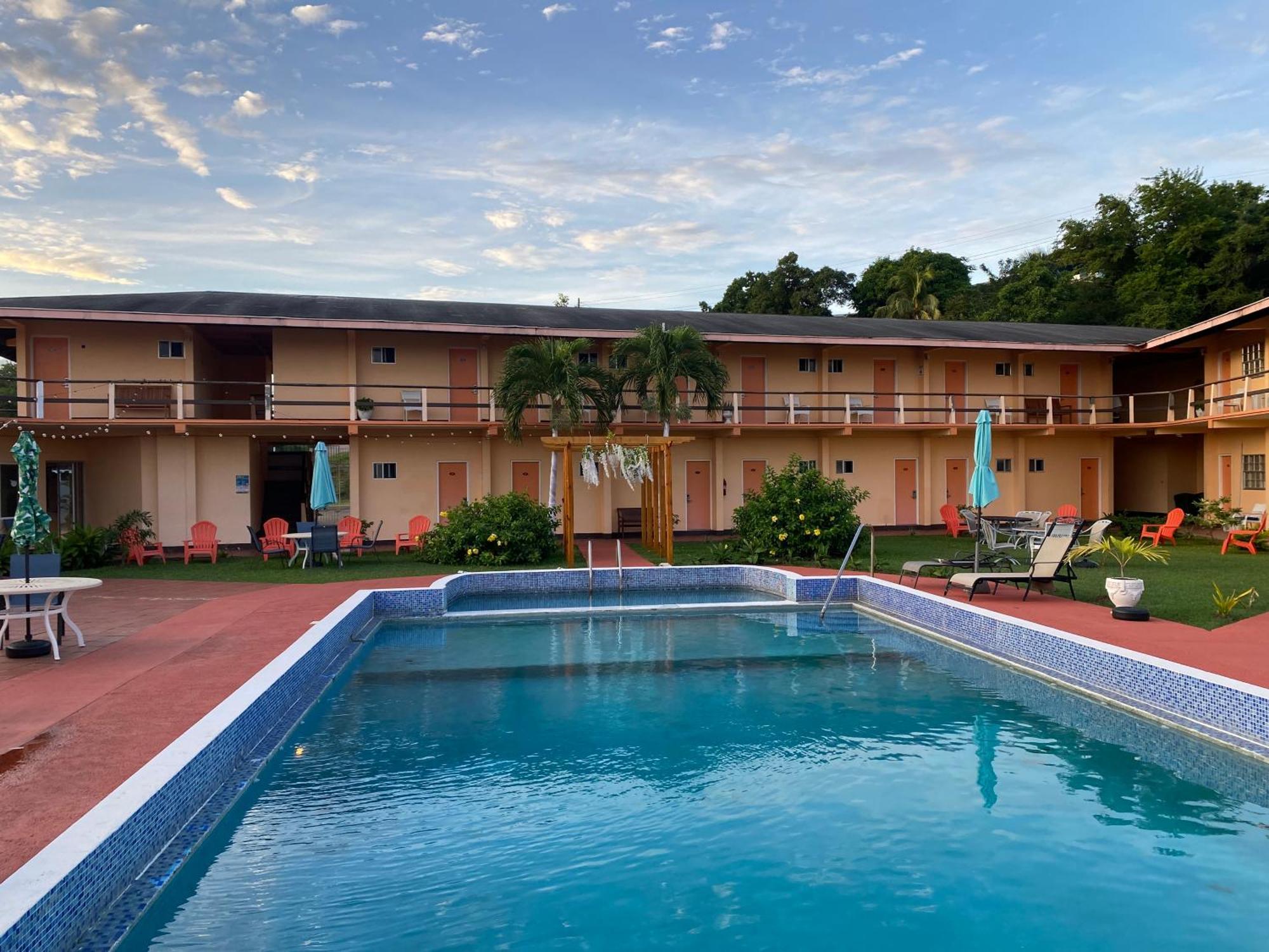 Point Salines Hotel Gwa Kay Exterior photo