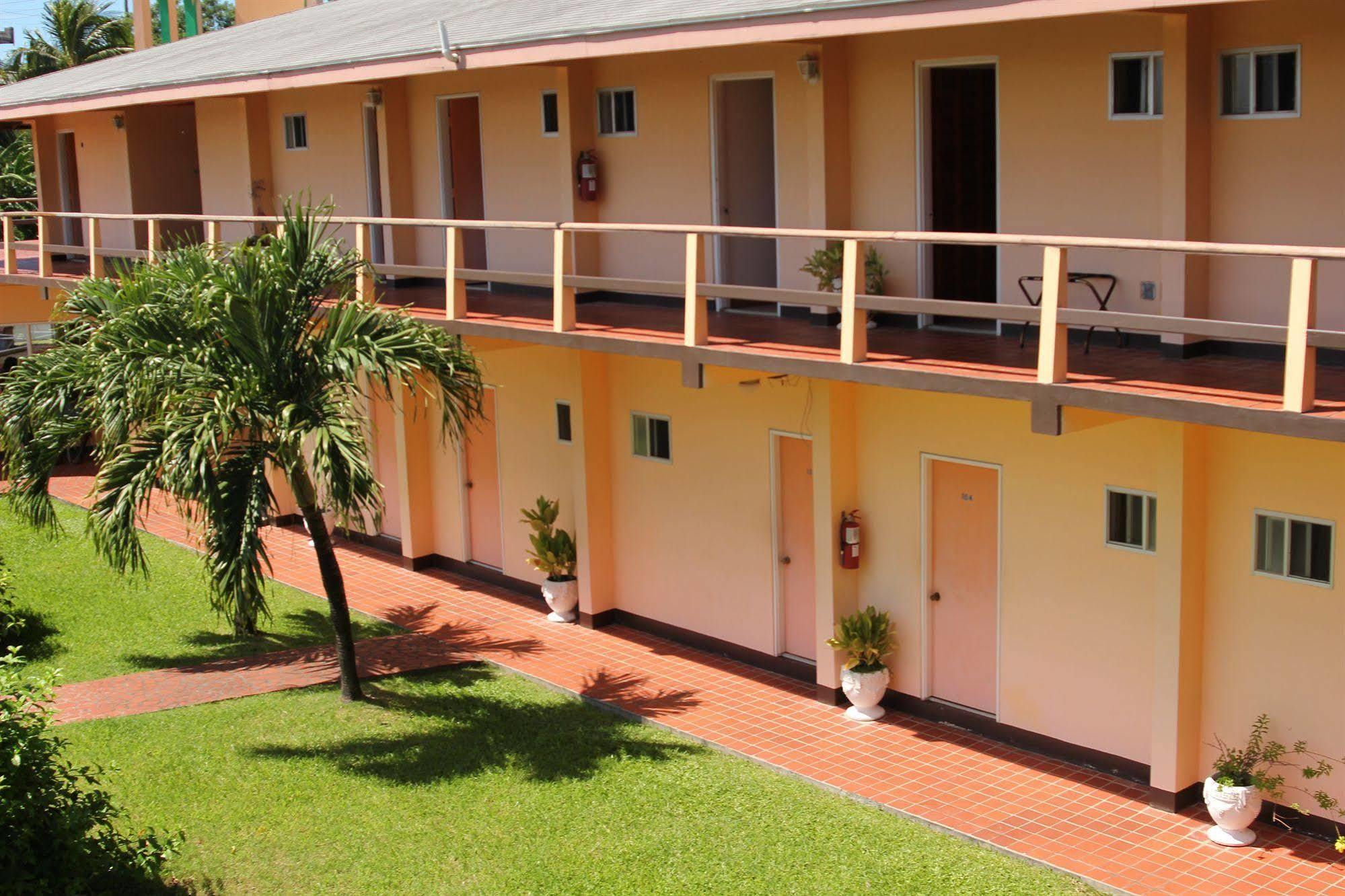 Point Salines Hotel Gwa Kay Exterior photo