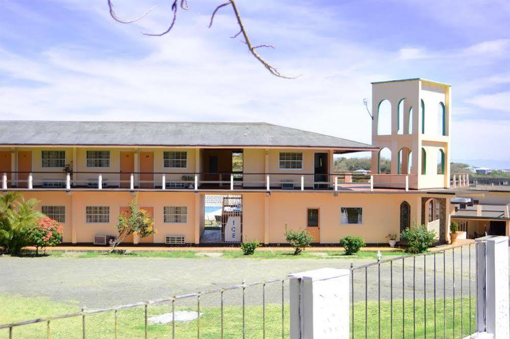 Point Salines Hotel Gwa Kay Exterior photo